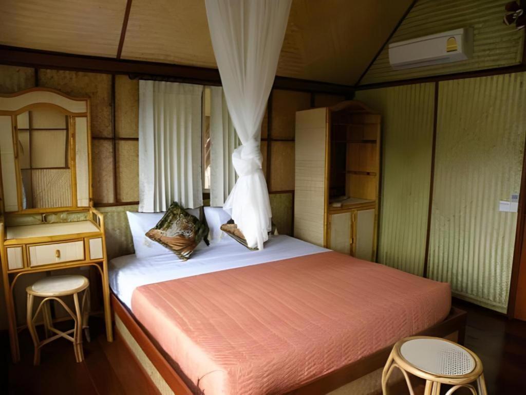 Phi Phi Ingphu Viewpoint Hotel Exterior photo